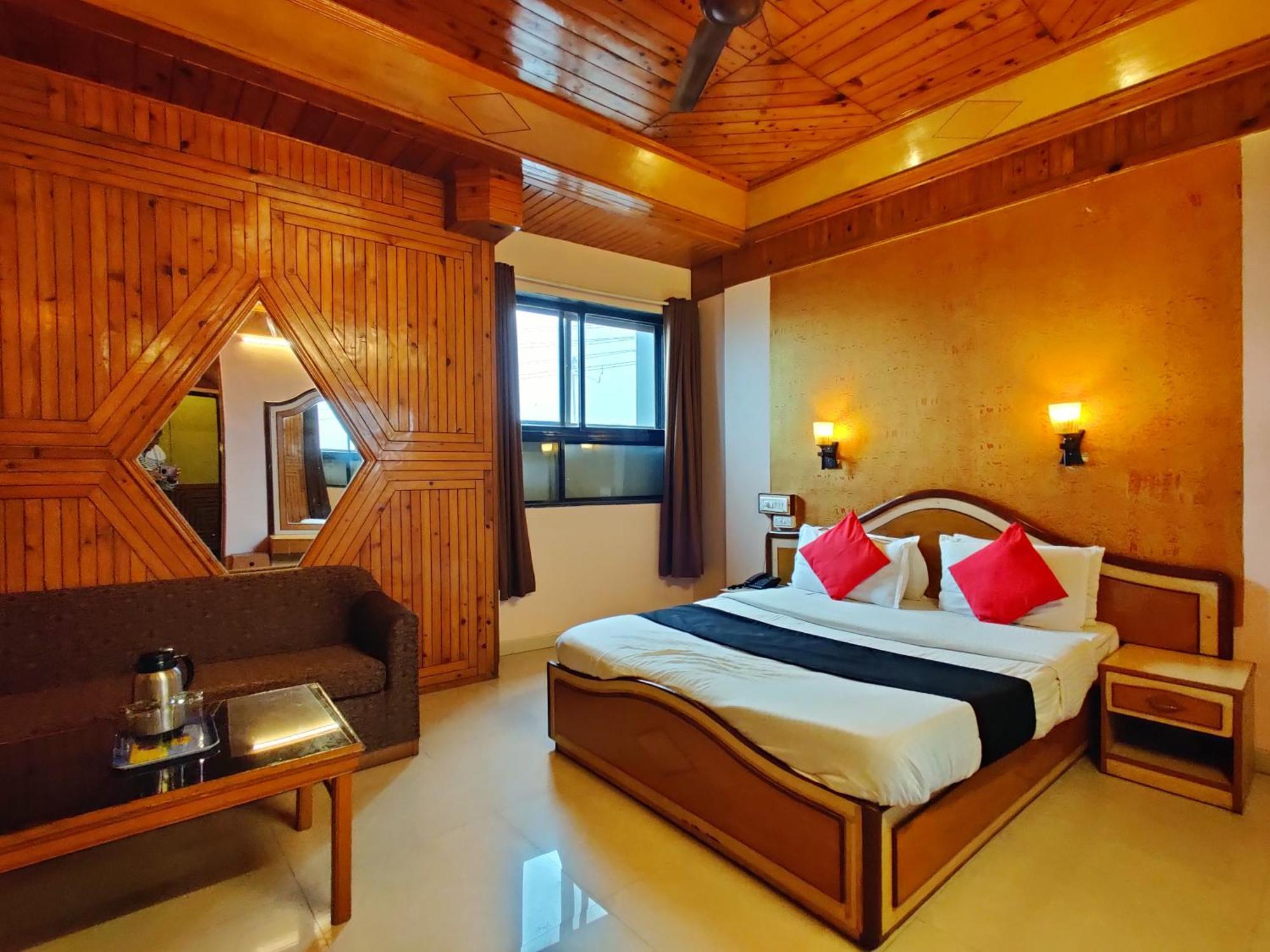 Hotel Pratap Heritage Mahābaleshwar Eksteriør billede
