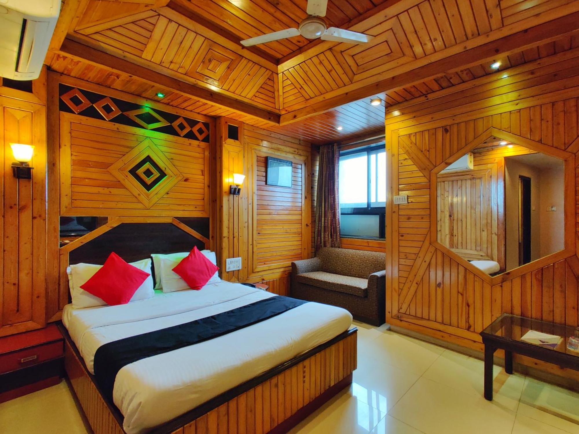 Hotel Pratap Heritage Mahābaleshwar Eksteriør billede